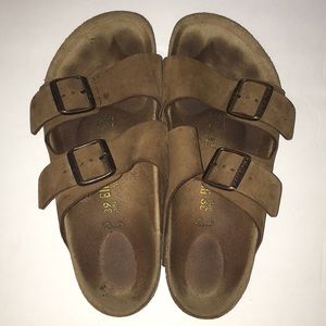 Birkenstock’s - 39